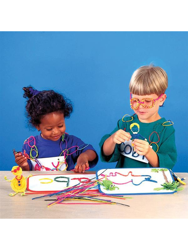 Woskowe sznureczki Wikki Stix - Activity Set 84 szt + podkładka