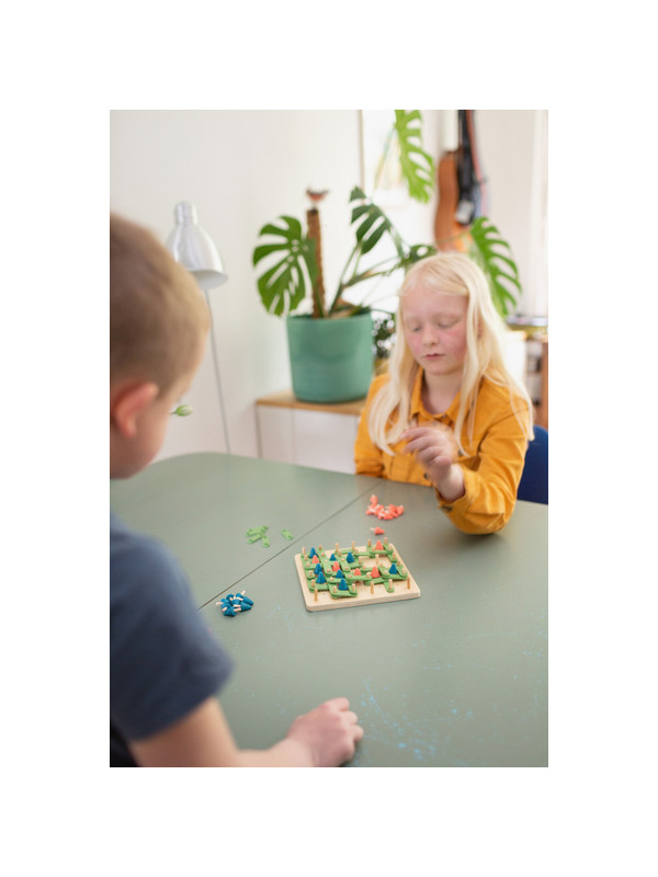 BS Toys, drewniana gra strategiczna  Połącz kropki - Zasadź drzewo