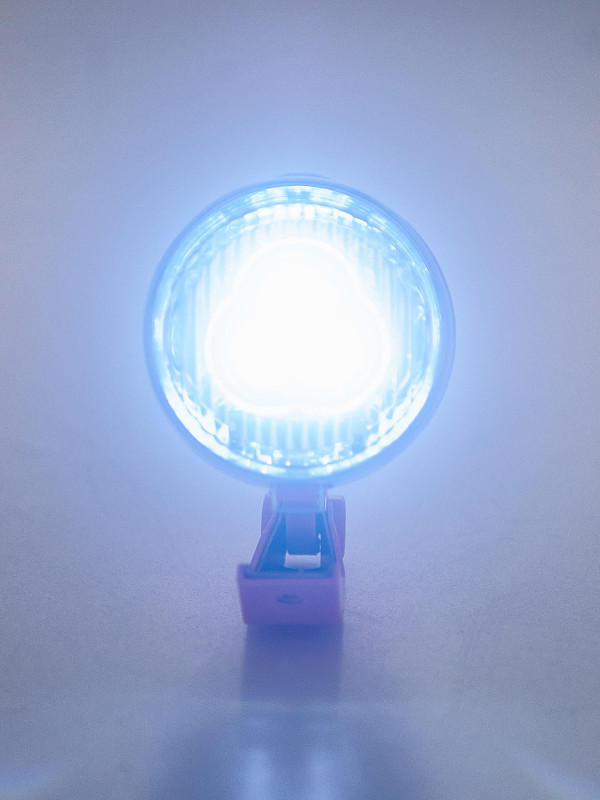 LAMPA PRZÓD CITY 3LED  RÓŻOWA bez baterii